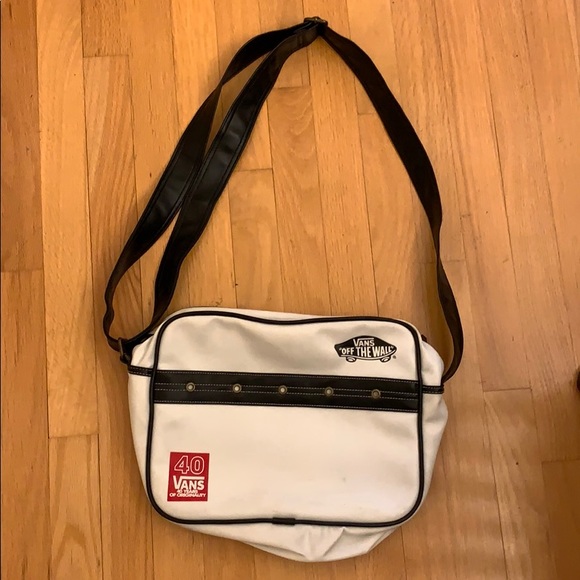 vans messenger vans messenger